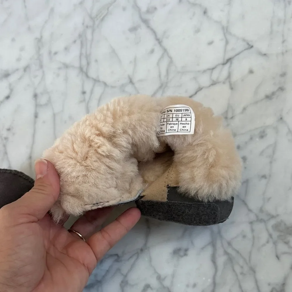 UGG Caden Infant Boots Suede Gray Sz 0-6 Mo